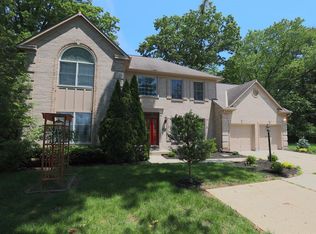 8386 Kenwood Rd, Cincinnati, OH 45236