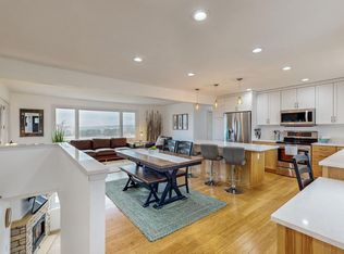 232 63rd Ave SW, Rochester, MN 55902