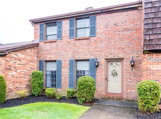 93 Wedgewood Dr, Williamsville, NY 14221