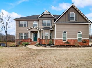 375 Mulberry Dr, Senoia, GA 30276