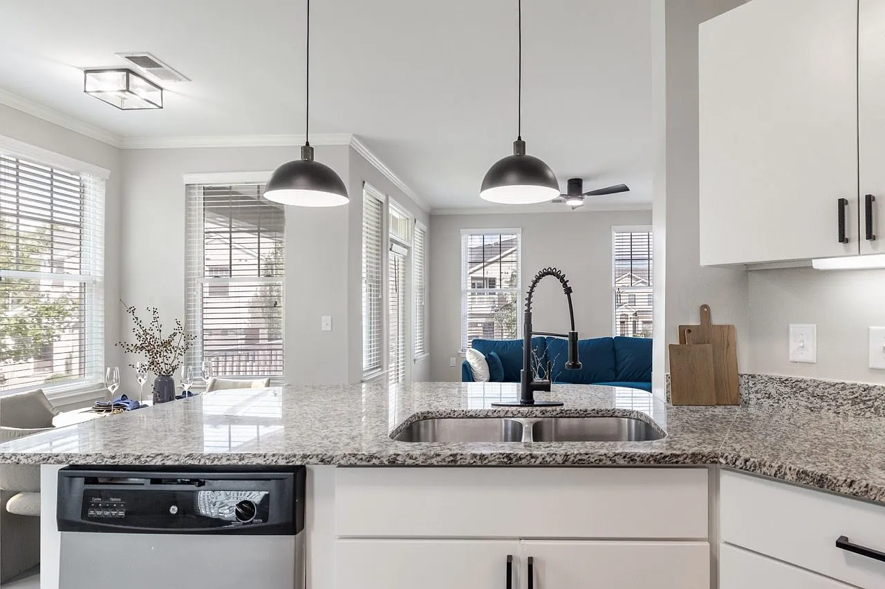Piedmont Place — Photo 2