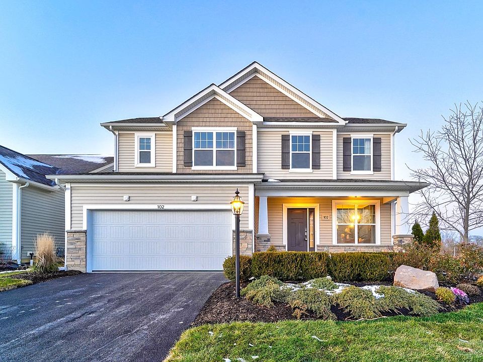 1st image of 102 Alderwood Cir N