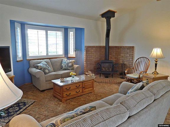 2nd image of 1409 N Santa Barbara Dr