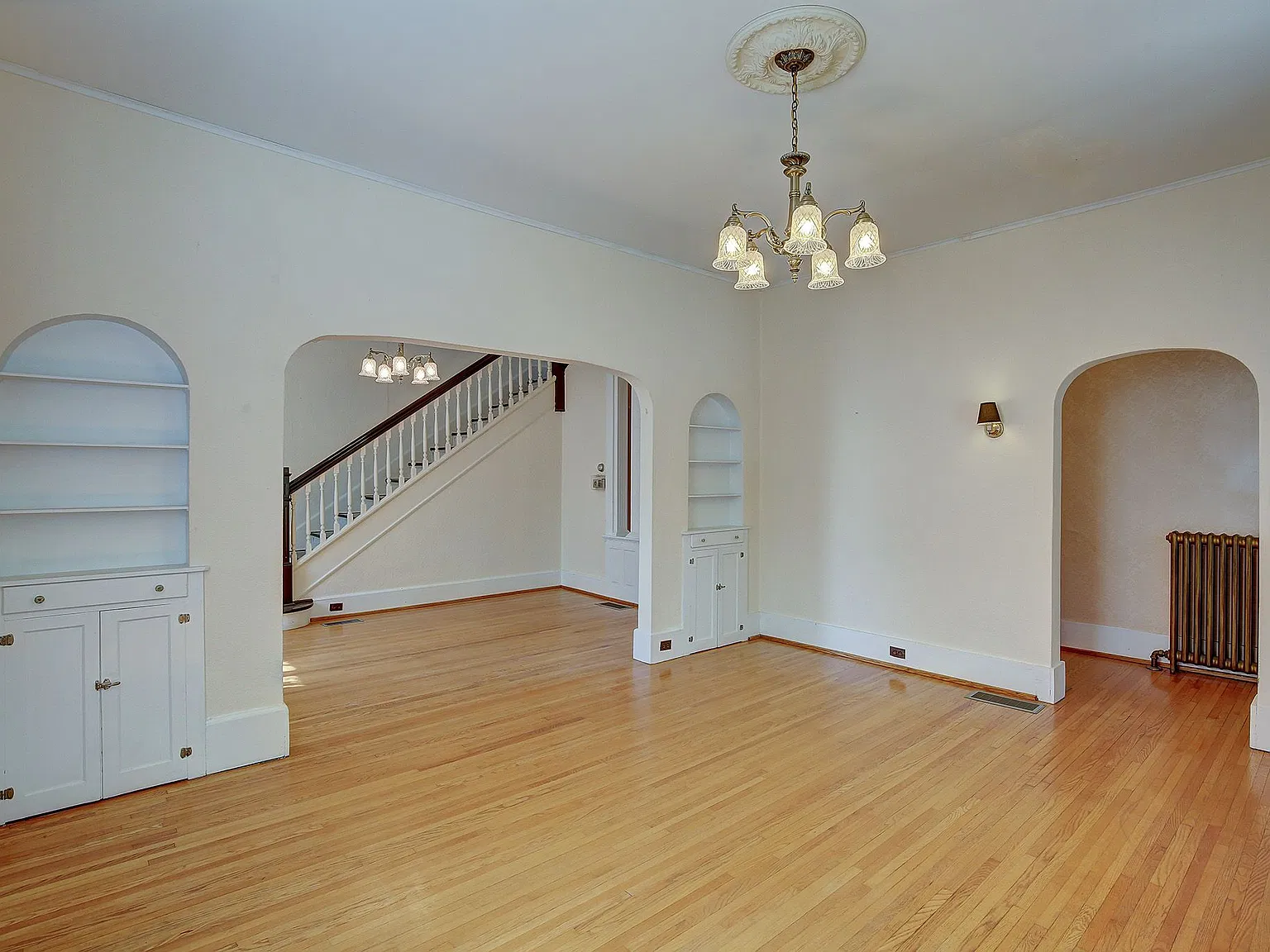 2 bed, 1.5 bath, 1200 sqft, $1,650 — Photo 4