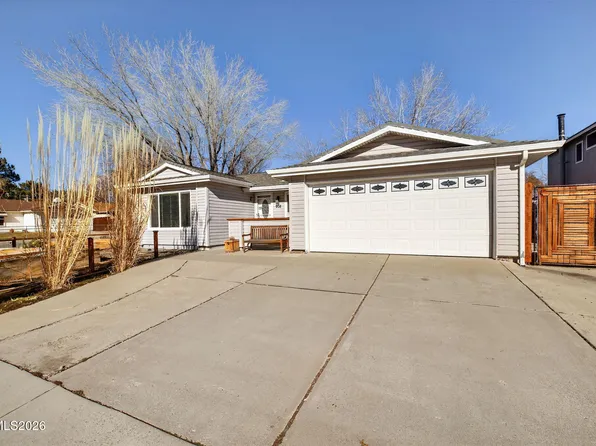 908 Pinewood Dr, Sparks, NV 89434