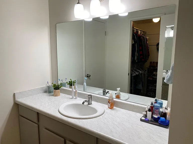 2361 E Phylden Dr #B — Photo 24