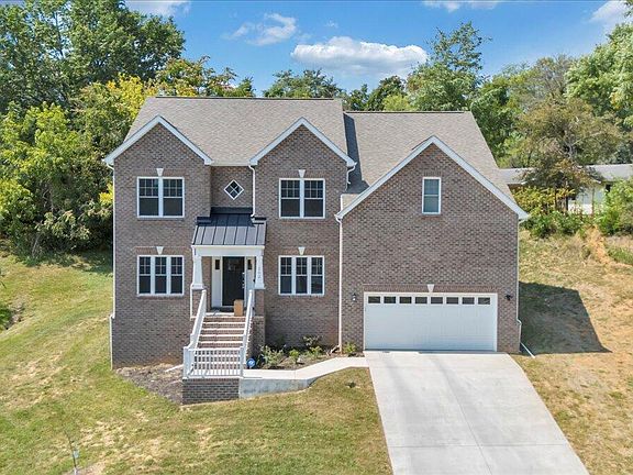 4th image of 202 Bentwood Ct