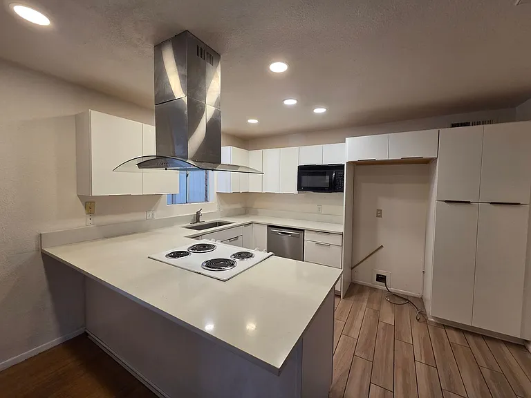 1837 E Brookdale St — Photo 3