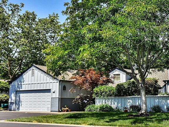 2nd image of 18112 California Court