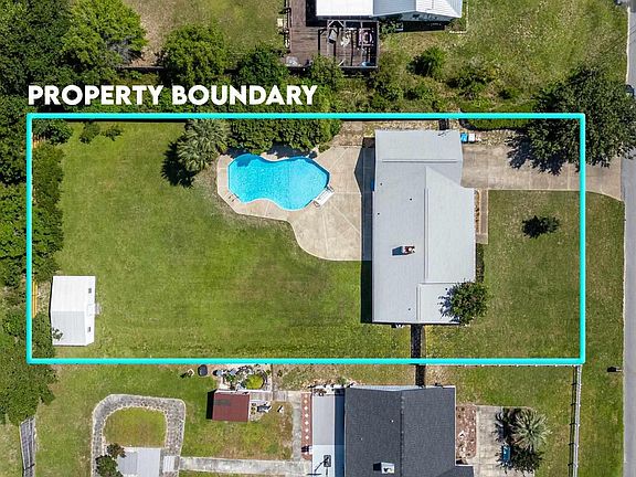 3rd image of 2206 Frontera St