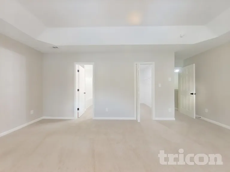 4635 Christenbury Hills Ln — Photo 9
