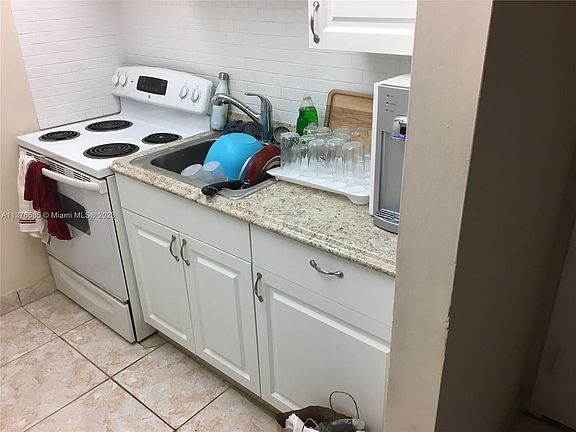 4th image of 13455 NE 10th Ave APT 308