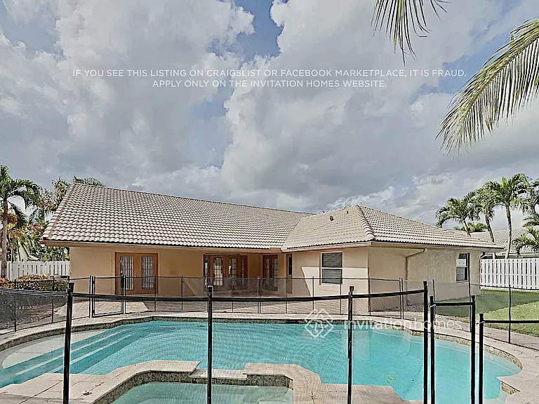 6676 Blue Bay Cir — Photo 22