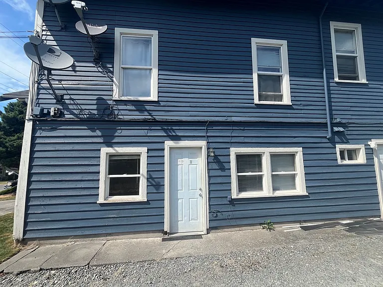 Blue Mystic - 1st Street Apartments - 6 units — Photo 2