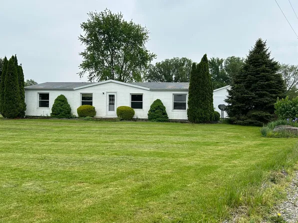 1762 W 900th Rd S, Brookston, IN 47923