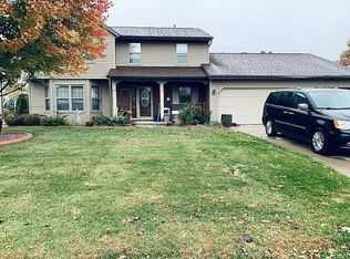 2404 W Roselawn Dr, Appleton, WI 54914