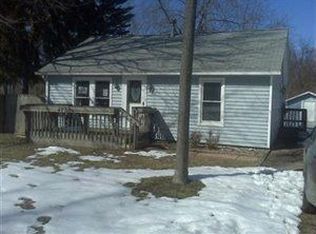 4728 Frederick Dr, Vermilion, OH 44089