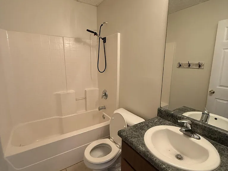 753 Roebling Rd — Photo 8