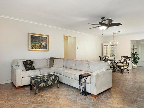 2nd image of 8303 Annwood Rd