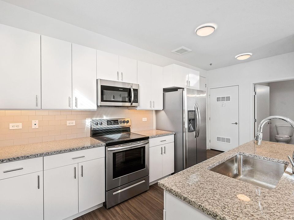 1st image of 3701 N Marion St APT 501