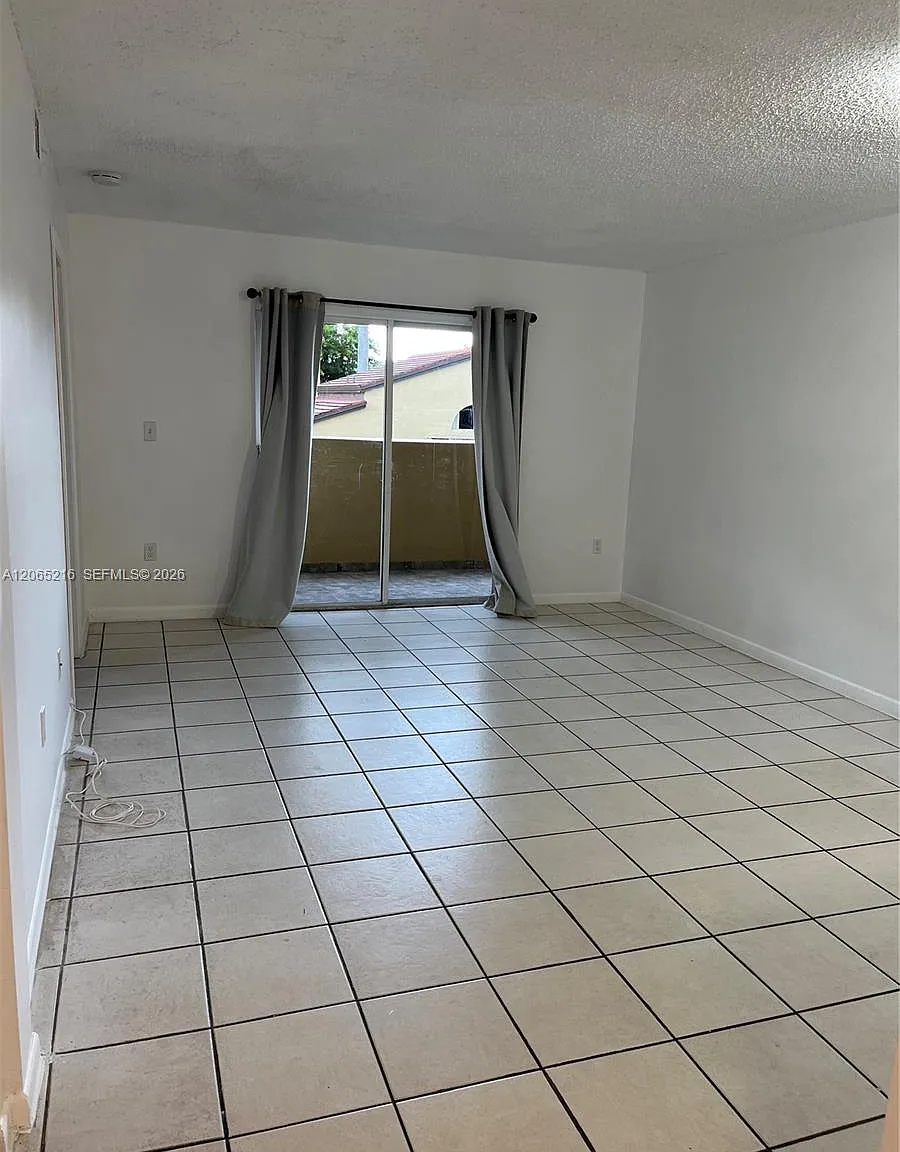 Waterview Condo — Photo 3