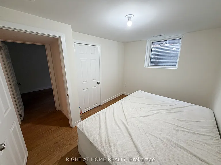 300 South Kingsway #BASEMENT — Photo 7
