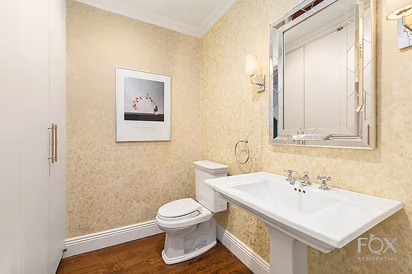 Sold by Fox Residential Group | media 8