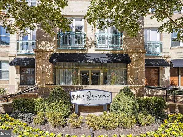 12000 Market St Unit 248, Reston, VA 20190