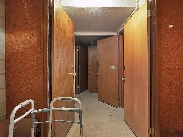 207 Maple Street — Photo 26