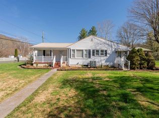 503 Cascade Dr, Pembroke, VA 24136