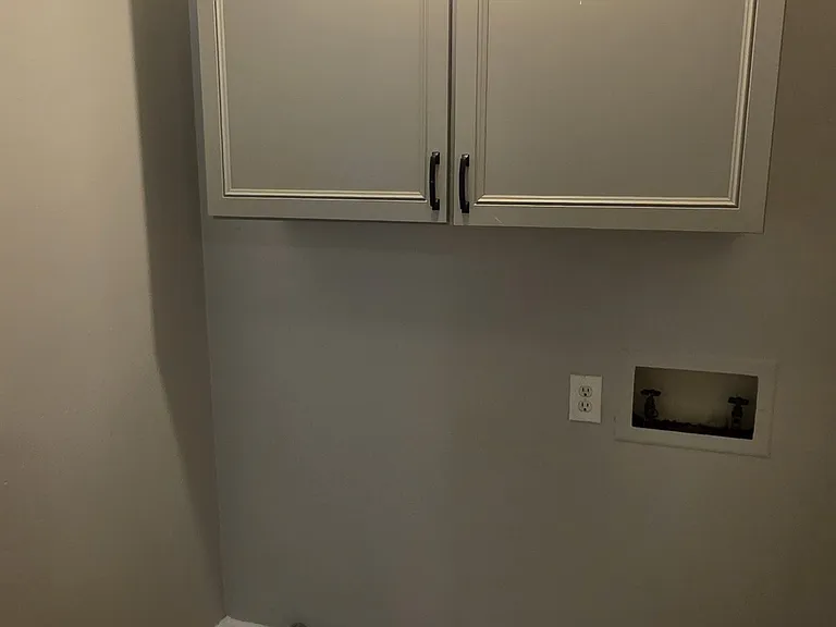 1015 Sloan St — Photo 6