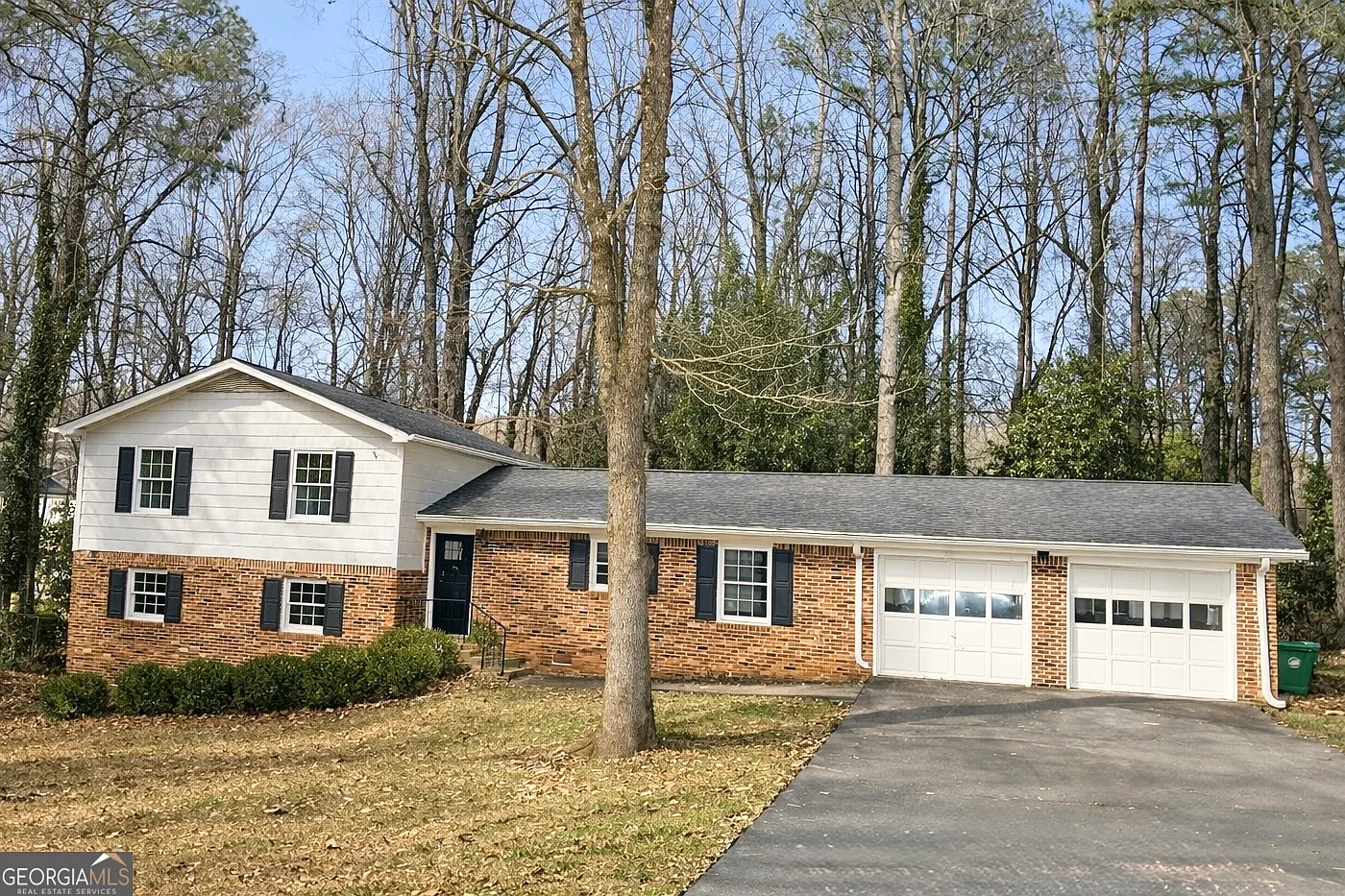 2802 Leisure Woods Ln photo 1