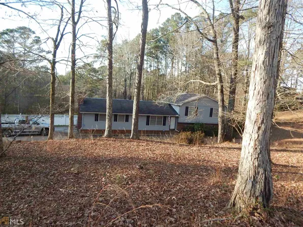 587 Whitaker Rd, Lagrange, GA 30240