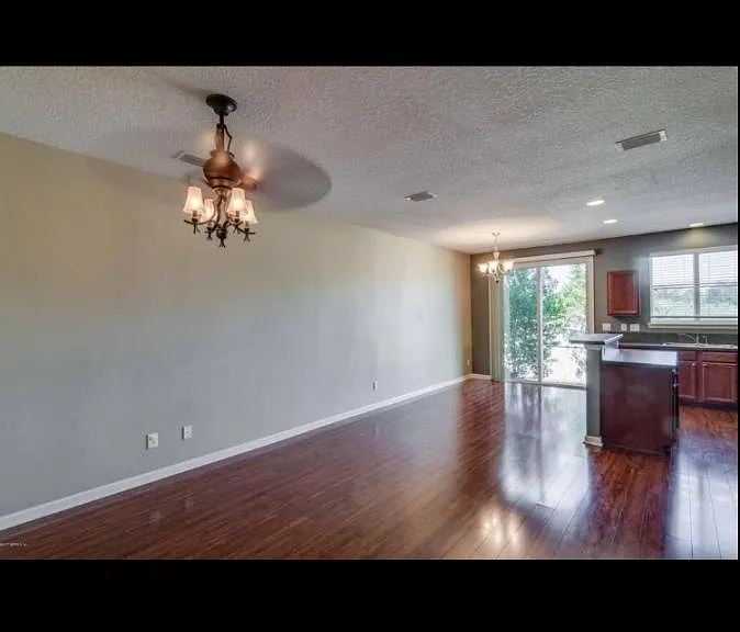 Sunset Bluff Dr — Photo 9