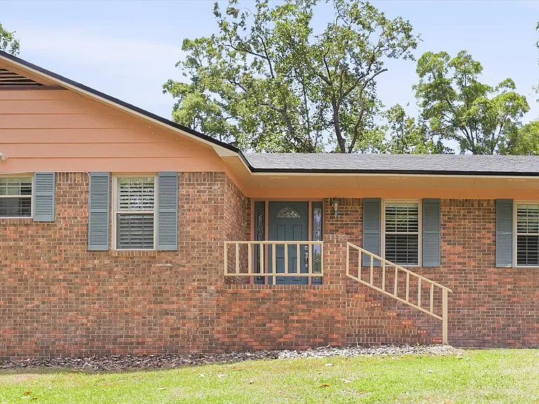 3456 Mahoney Dr — Photo 39