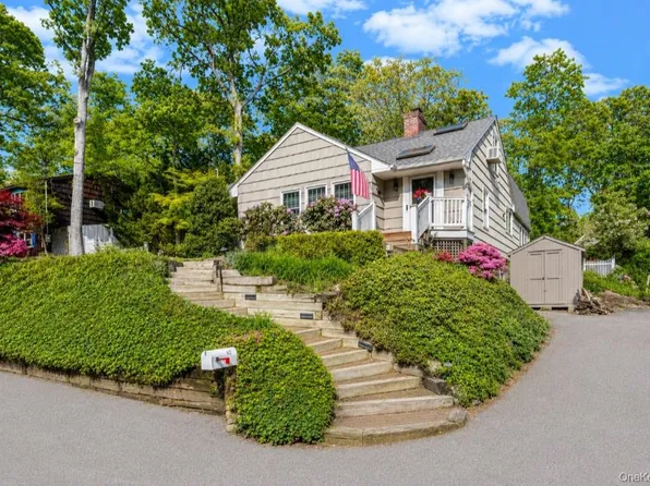 42 Shady Lane, Huntington, NY 11743