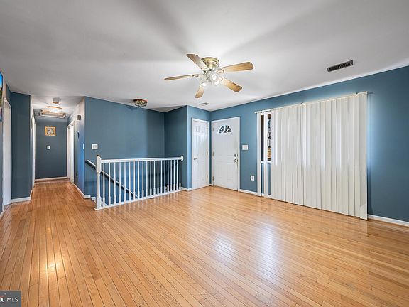 5th image of 3579 Forestdale Ave