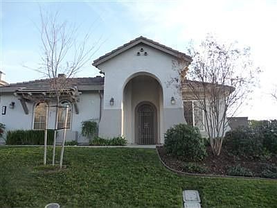 2nd image of 502 Meybees Ct