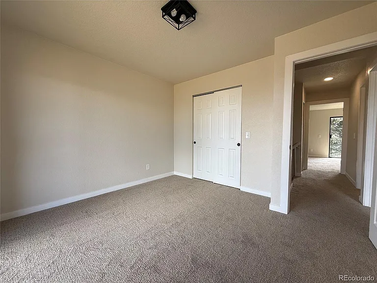 243 Vance St — Photo 27