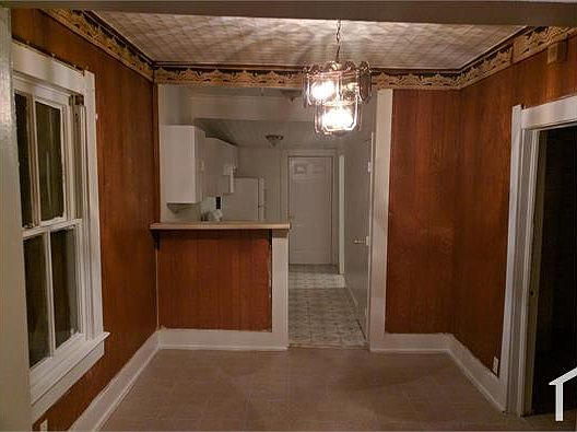 2nd image of 2510 Linson St