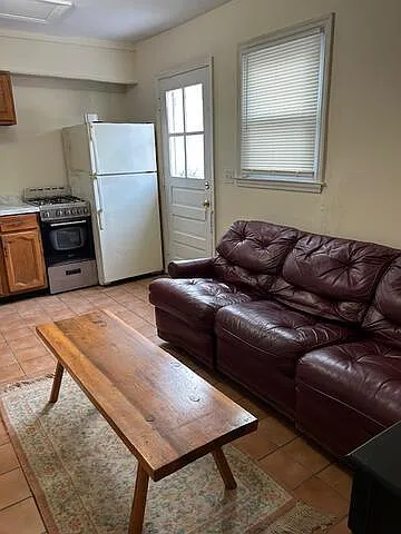 103 North St #1B Photo 1