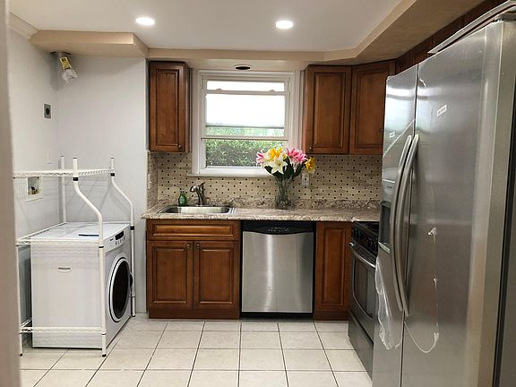 2nd image of 24808 Cambria Ave