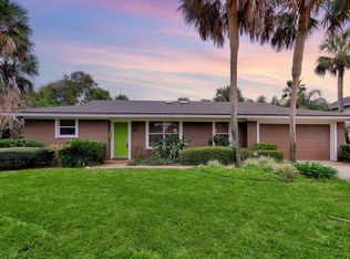 1761 Sea Oats Dr, Atlantic Beach, FL 32233