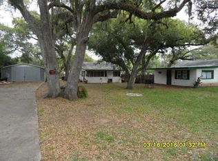 440 Oak Cir, Sargent, TX 77414