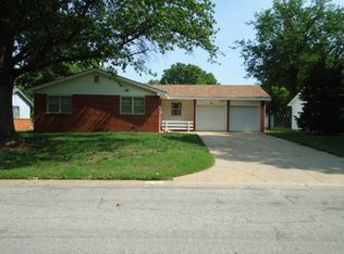 9010 W 11th St N, Wichita, KS 67212