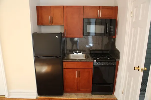 Rented by Chris Stewart, LREB | media 9