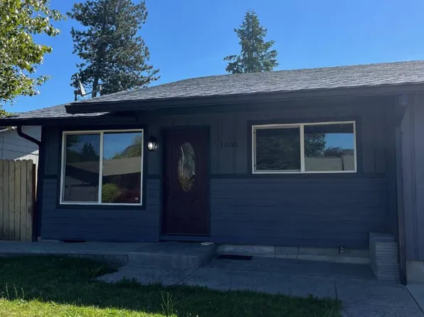 1032 SE Rummel St, McMinnville, OR 97128