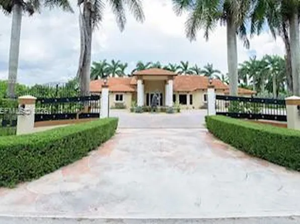 19701 SW 197th Ave, Miami, FL 33187