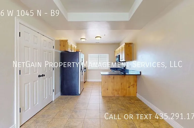 576 W 1045 N #B9 — Photo 7
