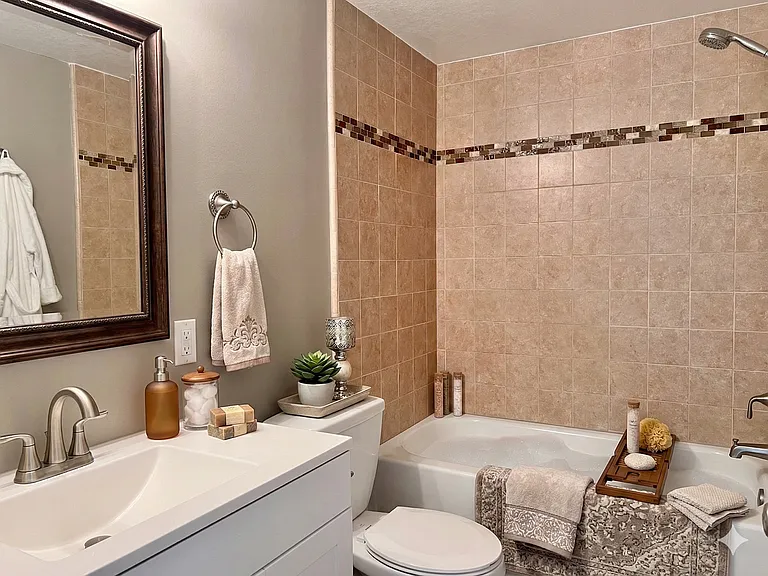 2502 N 46th St #6 — Photo 19